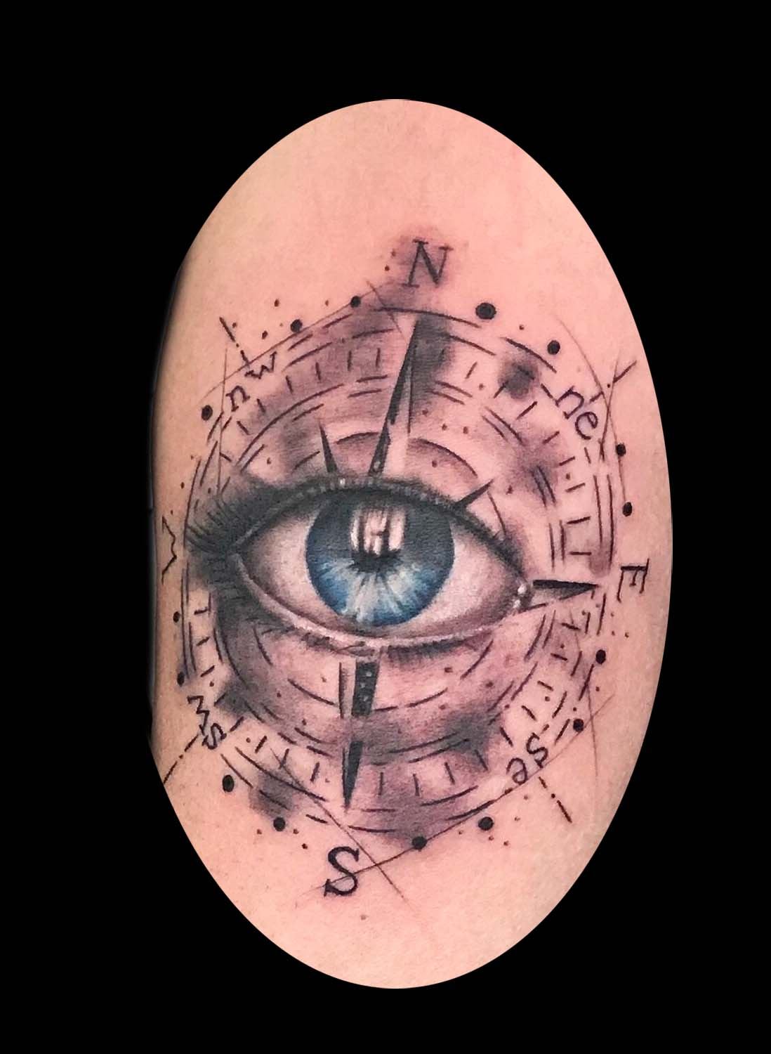 Realistisches Auge mit Kompassrose